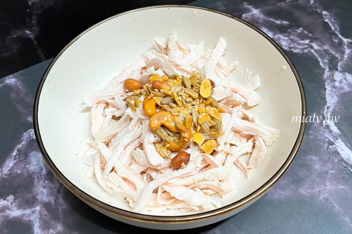 【五仁果油開箱】三杯豆腐煲、拌麵線都好吃|全素食調味好幫手 - 第31張圖
