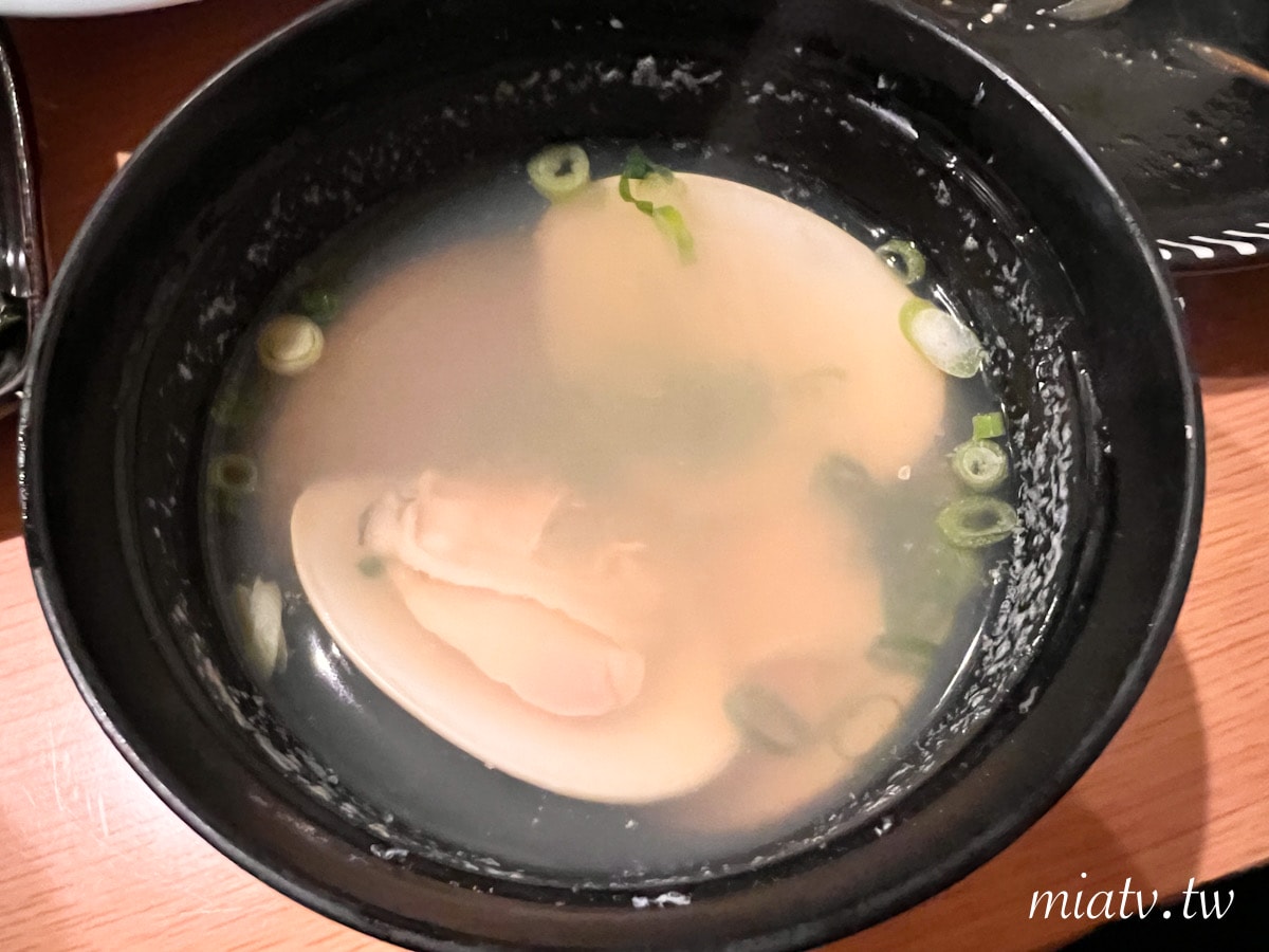 【魚升居酒屋】10道美味料理開箱|沖繩宜野灣深夜美食 - 第18張圖