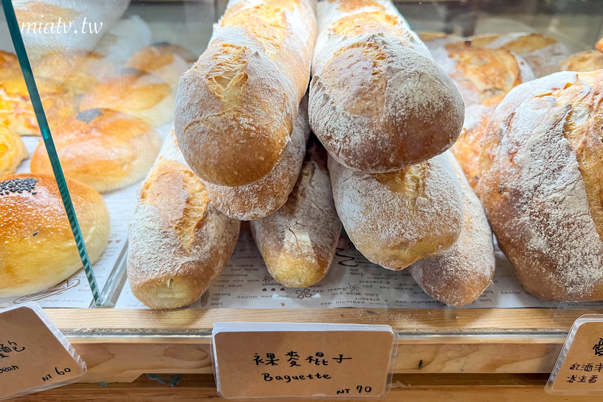 【宜蘭礁溪限量伴手禮】九宮格奶油麵包 鹹甜鬆軟的排隊美味 - 第16張圖