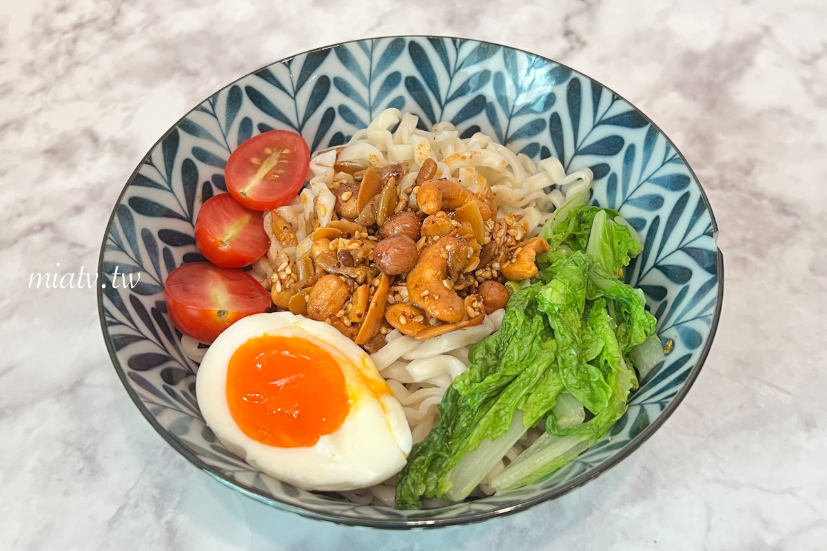 【五仁果油開箱】三杯豆腐煲、拌麵線都好吃|全素食調味好幫手 - 第20張圖
