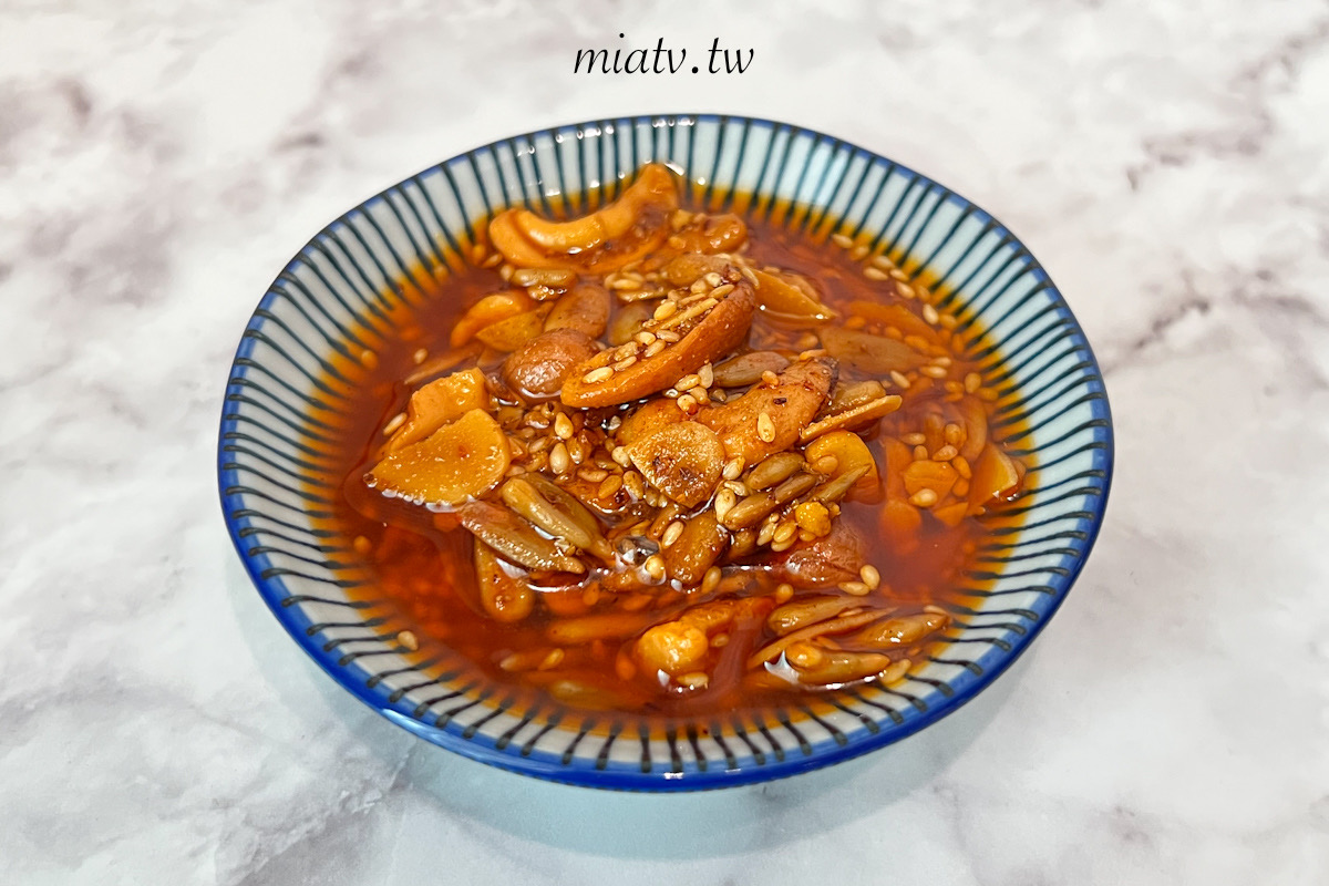 【五仁果油開箱】三杯豆腐煲、拌麵線都好吃|全素食調味好幫手 - 第19張圖