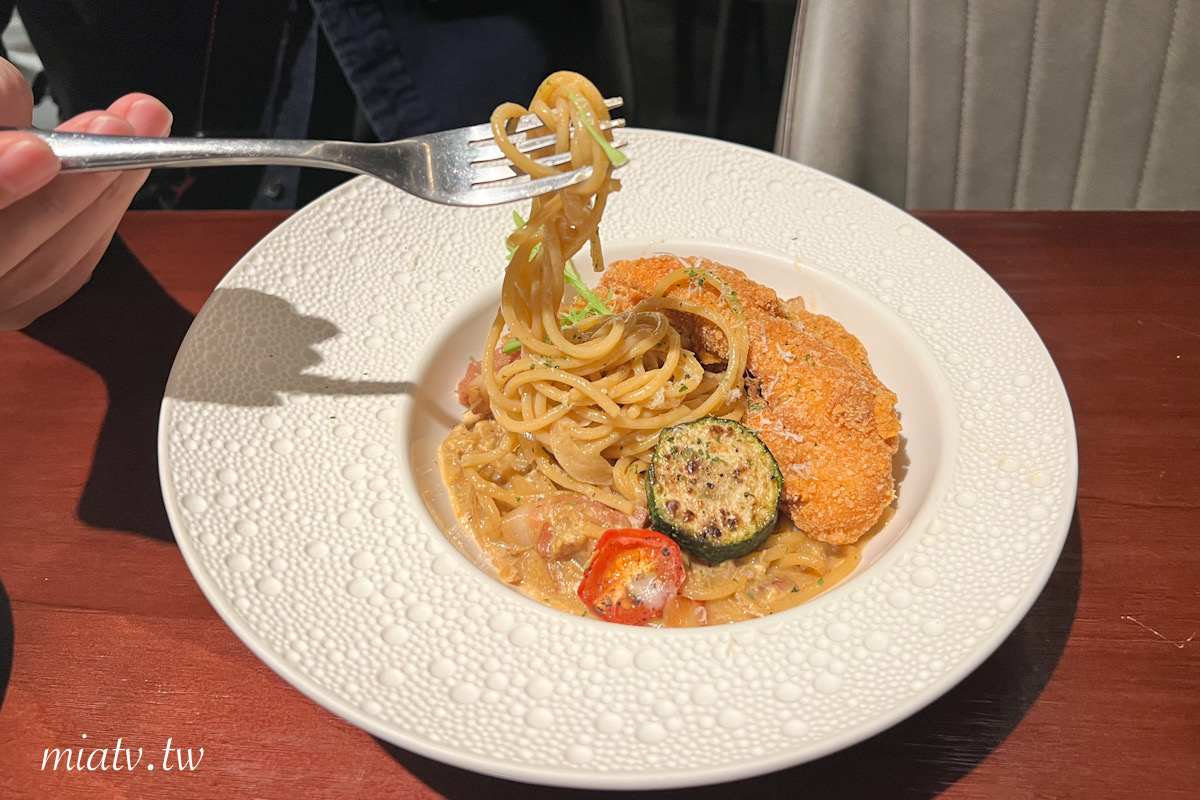 【桃園中路美食】尋暱餐酒館 Trésor Bistro 城市角落的微醺避風港,6款餐點與3款命定調酒開箱(附完整菜單) - 第54張圖 【桃園中路美食】尋暱餐酒館 Trésor Bistro 城市角落的微醺避風港,6款餐點與3款命定調酒開箱(附完整菜單)