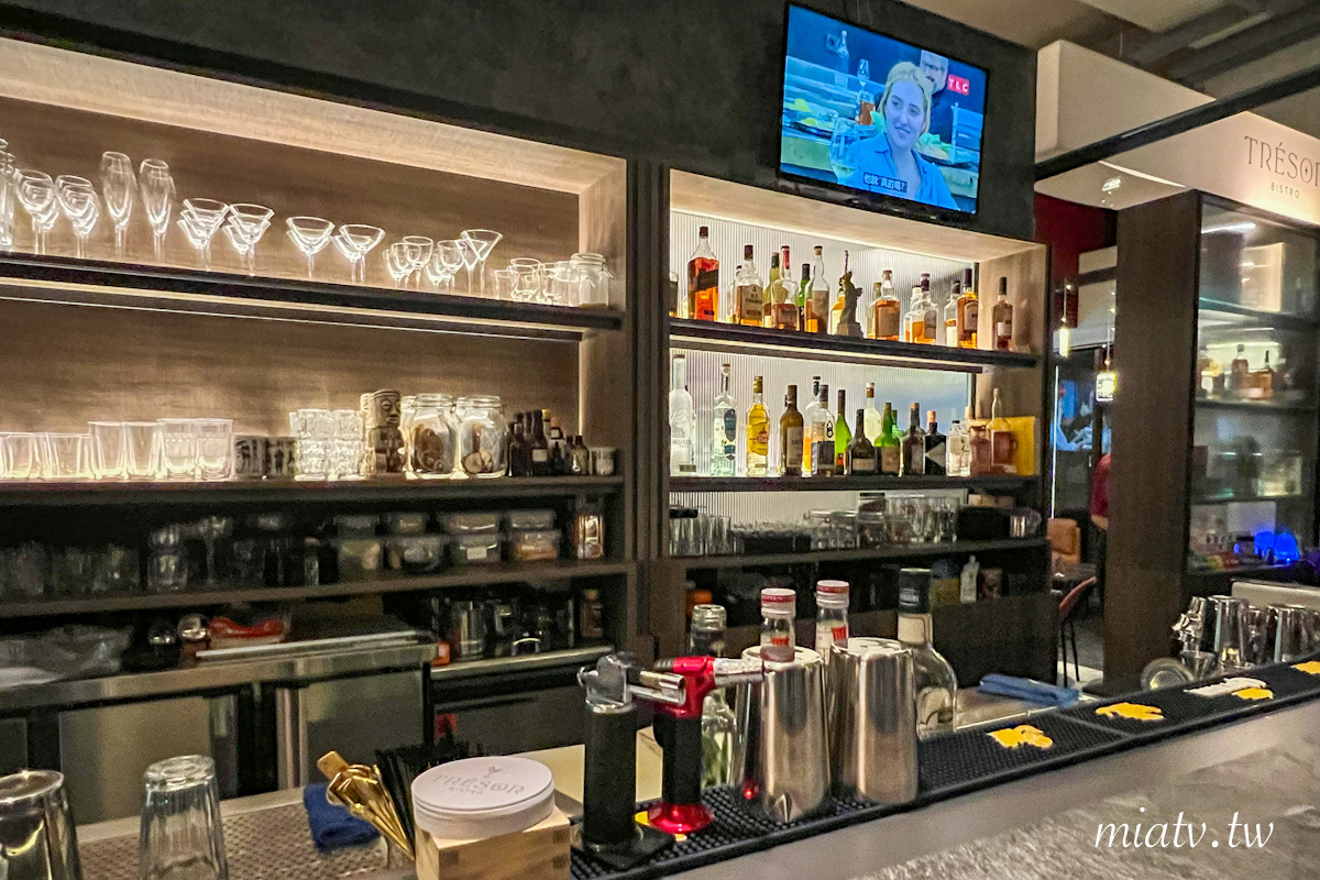 【桃園中路美食】尋暱餐酒館 Trésor Bistro 城市角落的微醺避風港,6款餐點與3款命定調酒開箱(附完整菜單) - 第6張圖 【桃園中路美食】尋暱餐酒館 Trésor Bistro 城市角落的微醺避風港,6款餐點與3款命定調酒開箱(附完整菜單)