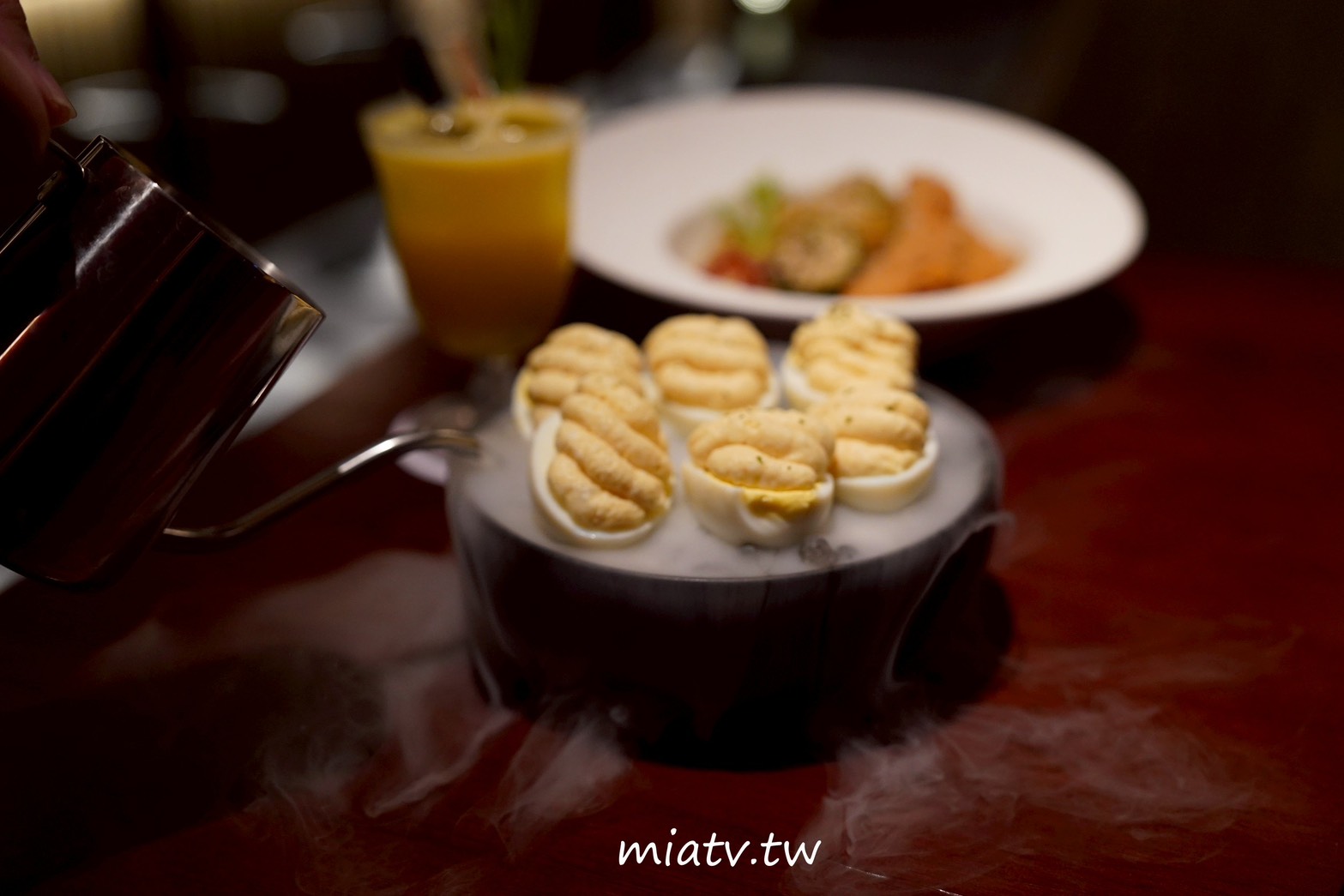 【桃園中路美食】尋暱餐酒館 Trésor Bistro 城市角落的微醺避風港,6款餐點與3款命定調酒開箱(附完整菜單) - 第57張圖 【桃園中路美食】尋暱餐酒館 Trésor Bistro 城市角落的微醺避風港,6款餐點與3款命定調酒開箱(附完整菜單)