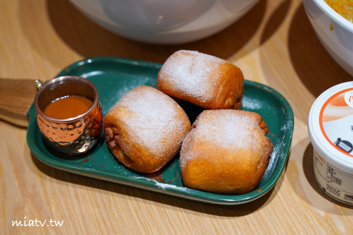 【新北林口美食】香泰迷迷美味食材自由配，泰式奶茶、泰奶金絲卷必點